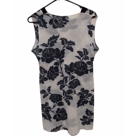 Sweet Pea sleeveless gauzy maternity top size L - Picture 2 of 7